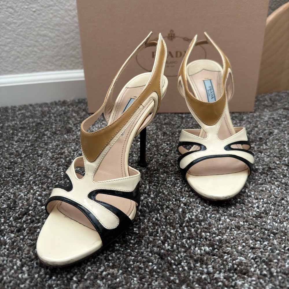 Prada Leather Slingbank heels, size 37.5